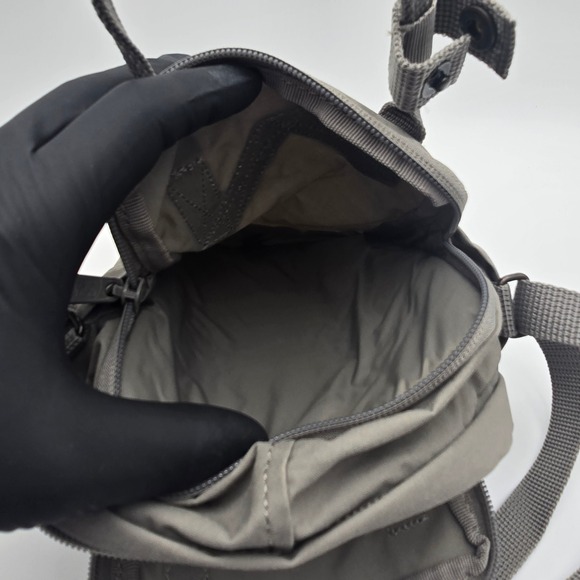 Fjallraven Kanken Mini Backpack Purse Crossbody Bag Grey - Picture 4 of 8